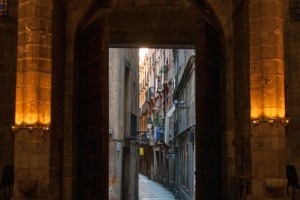 Canon EOS 40D f/5 1/30sec ISO-640 26mm