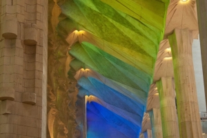 Canon EOS 40D f/5.6 1/30sec ISO-640 35mm