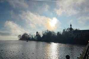 iPhone 13 f/1.6 1/17241sec ISO-40 5.0999999046326mm Horizontal (normal)