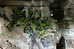 iPhone 13 f/1.6 1/30sec ISO-640 5.1mm