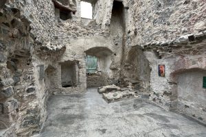 iPhone 13 f/2.4 1/99sec ISO-64 1.54mm