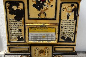 iPhone 13 f/1.6 1/1802sec ISO-50 5.0999999046326mm Horizontal (normal)