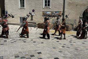 iPhone 13 f/1.6 1/4310sec ISO-50 5.0999999046326mm Horizontal (normal)