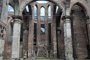 iPhone 13 f/1.6 1/544sec ISO-50 5.1mm