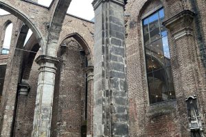 iPhone 13 f/1.6 1/359sec ISO-50 5.1mm