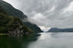 iPhone 13 f/1.6 1/389sec ISO-50 5.1mm