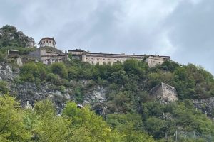 iPhone 13 f/1.6 1/878sec ISO-50 5.1mm