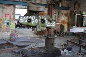 Canon EOS 90D f/4 1/125sec ISO-3200 17mm Horizontal (normal)