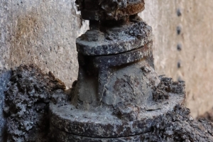 Canon EOS 90D f/5 1/125sec ISO-6400 38mm Horizontal (normal)