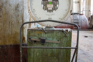 nick Canon EOS 90D f/4 1/60sec ISO-640 17mm