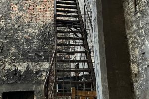 iPhone 13 f/1.6 1/30sec ISO-640 5.1mm