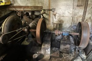 iPhone 13 f/1.6 1/12sec ISO-800 5.1mm