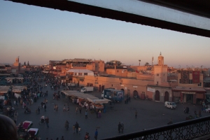 Canon EOS 40D f/10 1/200sec ISO-400 20mm