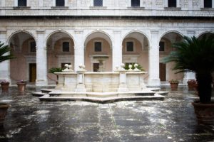 Canon EOS 90D f/4.5 1/100sec ISO-100 24mm Horizontal (normal)