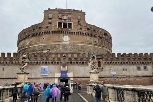 iPhone 13 f/1.6 1/2137sec ISO-50 5.0999999046326mm Horizontal (normal)