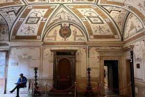 iPhone 13 f/1.6 1/50sec ISO-160 5.0999999046326mm Horizontal (normal)