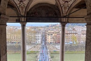 iPhone 13 f/1.6 1/329sec ISO-50 5.0999999046326mm Horizontal (normal)