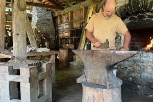 iPhone 13 f/1.6 1/67sec ISO-125 5.1mm