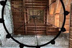 iPhone 13 f/1.6 1/30sec ISO-800 5.1mm