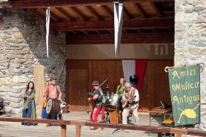 iPhone 13 f/1.6 1/1558sec ISO-50 5.1mm