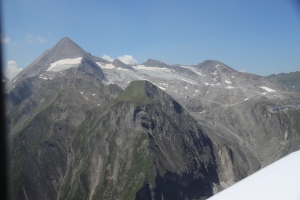 Canon EOS 90D f/4.5 1/800sec ISO-100 26mm Horizontal (normal)