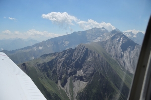 Canon EOS 90D f/4 1/1600sec ISO-100 17mm Horizontal (normal)