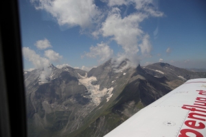 Canon EOS 90D f/4 1/2000sec ISO-100 17mm Horizontal (normal)