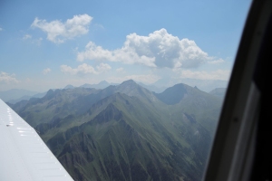 Canon EOS 90D f/4 1/1600sec ISO-100 17mm Horizontal (normal)