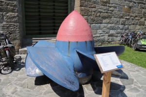 Canon EOS 90D f/4 1/1250sec ISO-100 17mm Horizontal (normal)