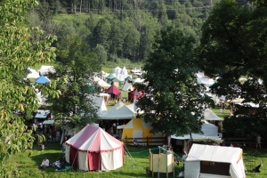 Canon EOS 90D f/4.5 1/400sec ISO-100 33mm Horizontal (normal)