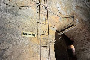 iPhone 13 f/1.6 1/22sec ISO-1000 5.1mm