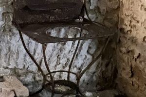 iPhone 13 f/1.6 1/2sec ISO-1600 5.1mm