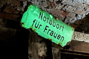 iPhone 13 f/1.6 1/2sec ISO-500 5.1mm