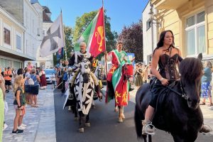 iPhone 13 f/1.6 1/1923sec ISO-50 5.1mm