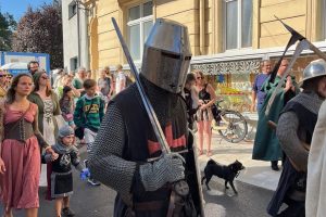 iPhone 13 f/1.6 1/1477sec ISO-50 5.1mm